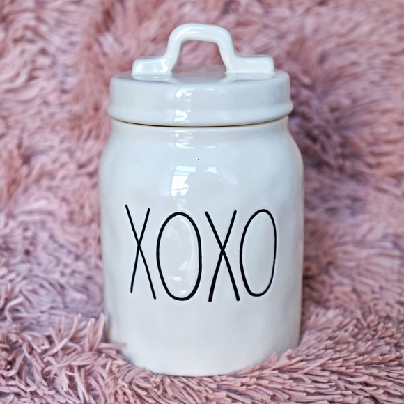 Rae Dunn Accents Rae Dunn Baby Xoxo Valentines Day Canister Ceramic Hugs Kisses White Small